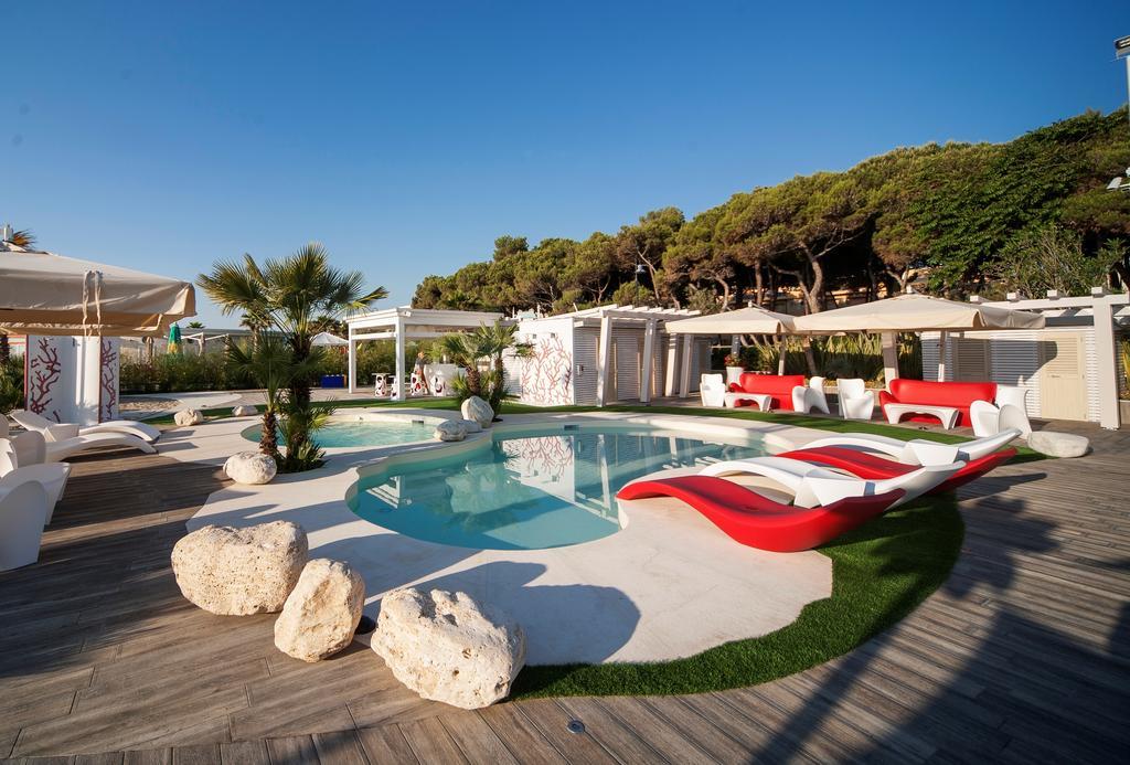 Hotel Doge Alba Adriatica Exterior photo